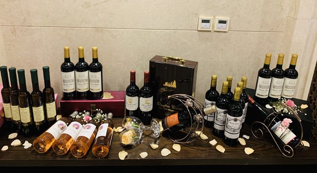 開(kāi)葡萄酒專賣店好不好